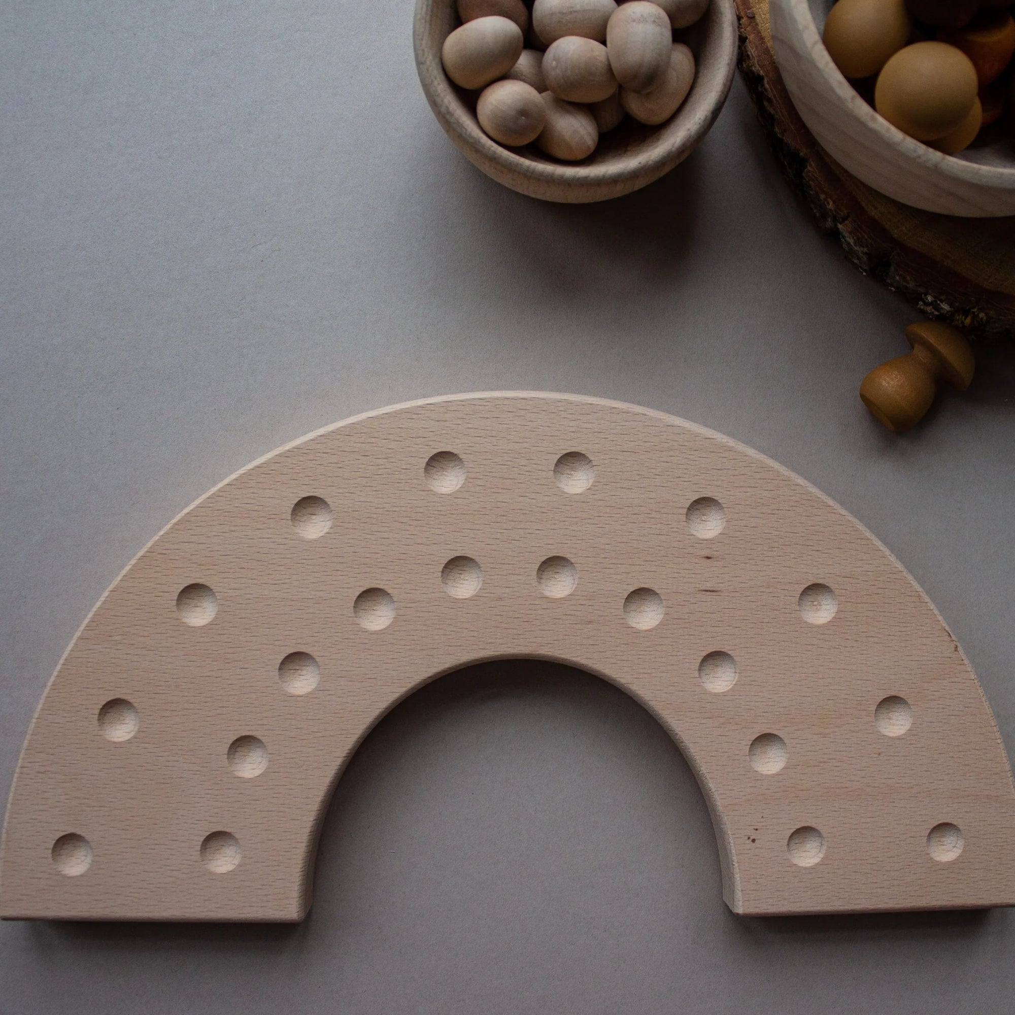 Fine Motor Board - Rainbow - The Ministry of Outdoor Education