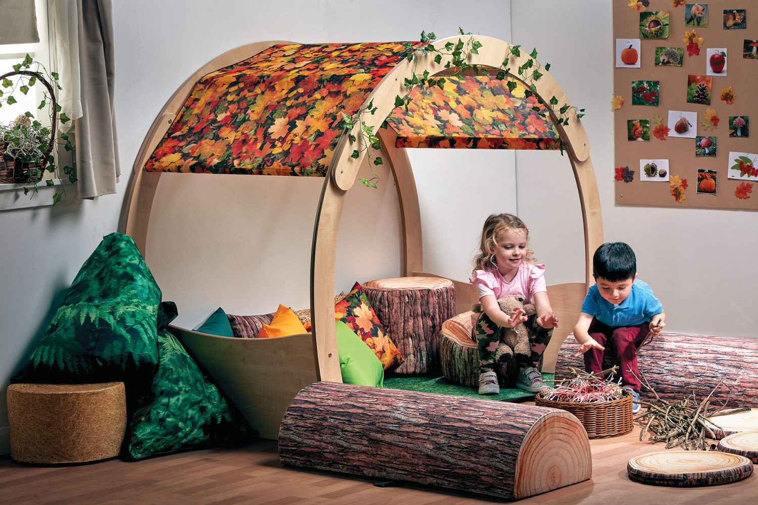 Large Cosy Cove Plus Autumn Accessory Set - The Ministry of Outdoor Education