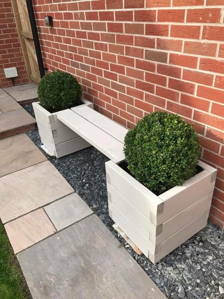 Bench & Planter Set (Devonshire)