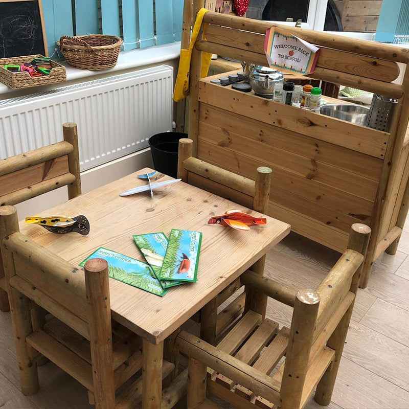 Indoor Table and Chair Set (4 Chairs with arms)