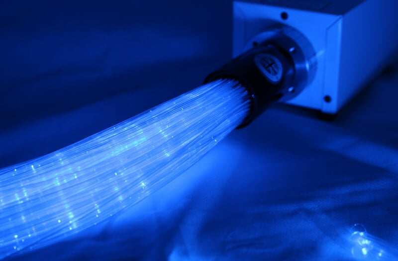 Mains Interactive Light Source with Remote Controller + 1M Clear Strands  - The Ministry of Outdoor Education