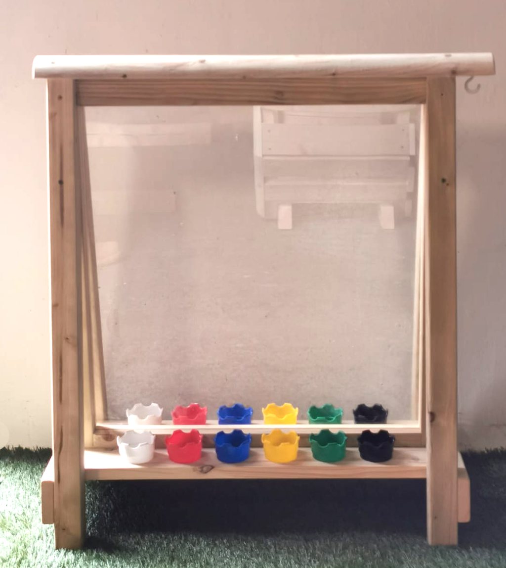 Easel (Low Height)  - The Ministry of Outdoor Education