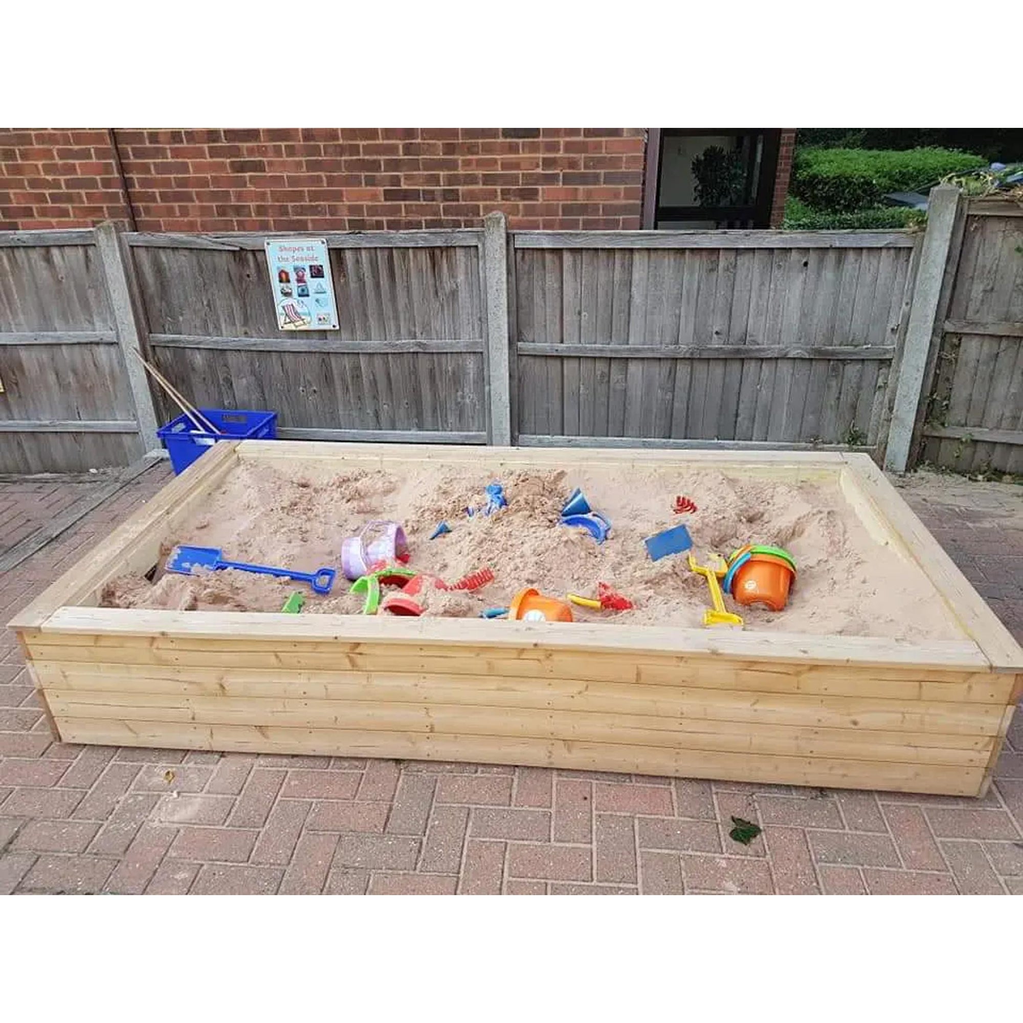 Wooden Sand Pit with Lid + Waterproof Cover