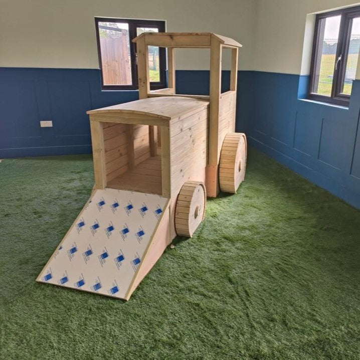 Giant Tractor with Slide