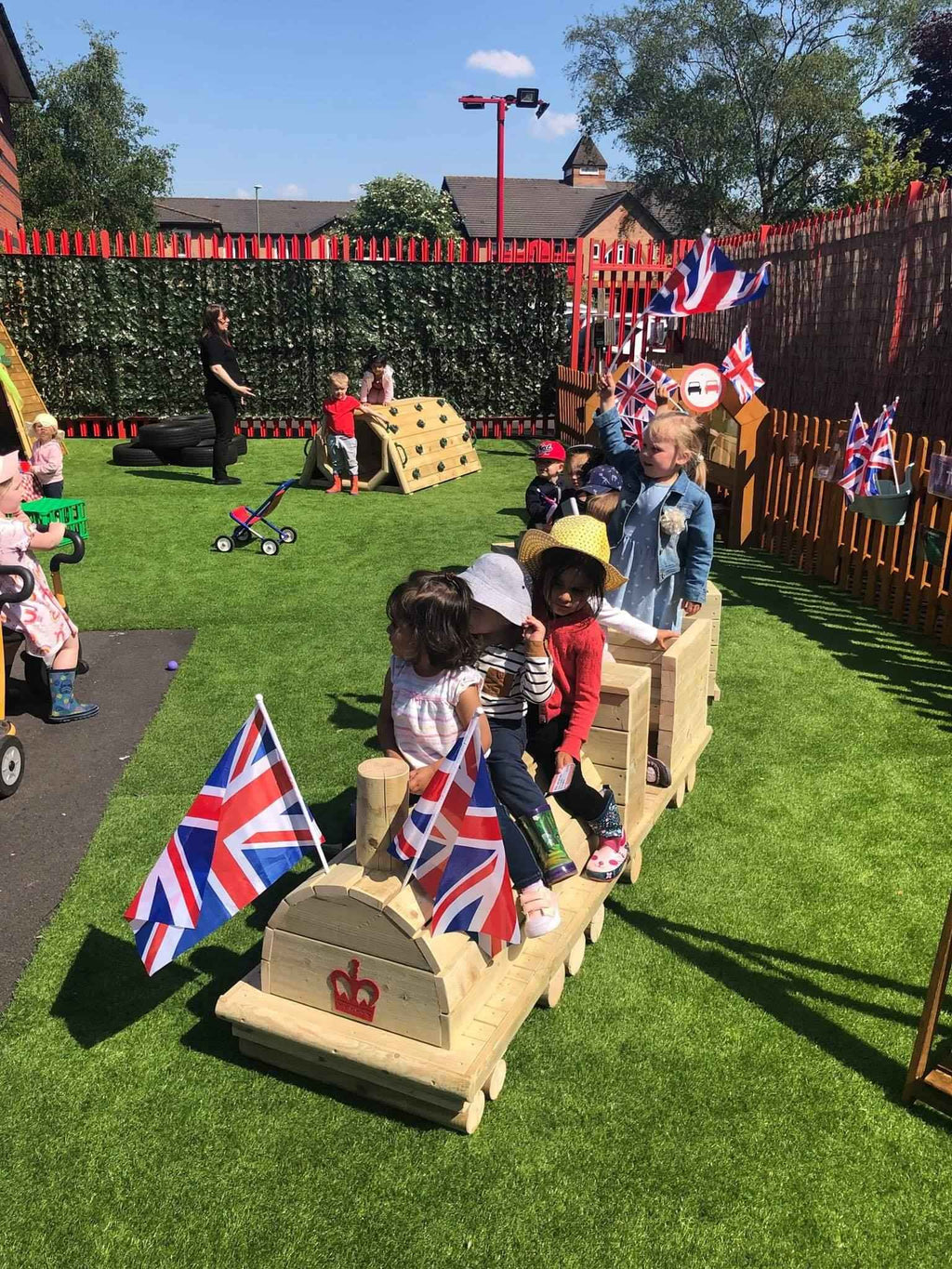 Garden Train - Seated Carriage