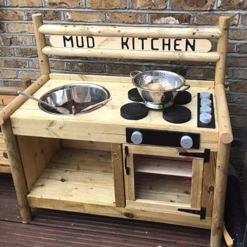 Mud Kitchen - MOE | The Woodland Ministry of Outdoor Education Ltd.