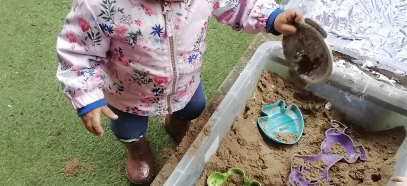 sand and water tray for messy play