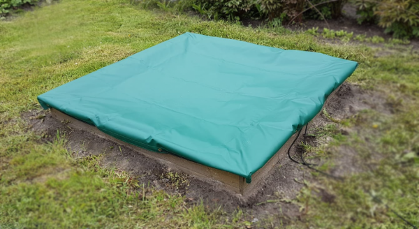 sand pit cover green
